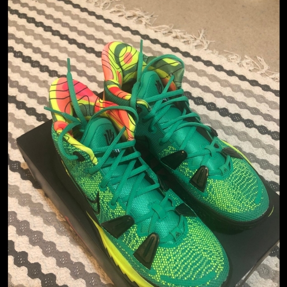 *SOLD* via Mercari - Nike Kyrie 7 - Picture 2 of 3